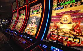 Platform bandot togel menampilkan kategori sportsbook, live dealer, dan permainan slot